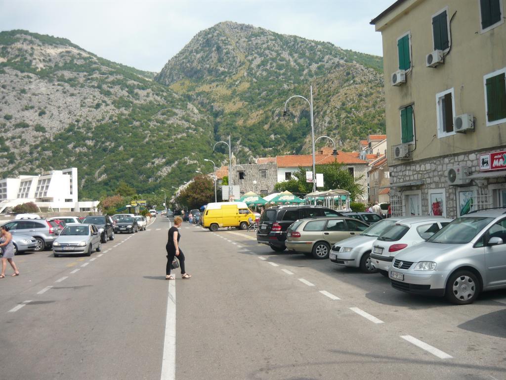 Rooms Banicevic Risan Εξωτερικό φωτογραφία