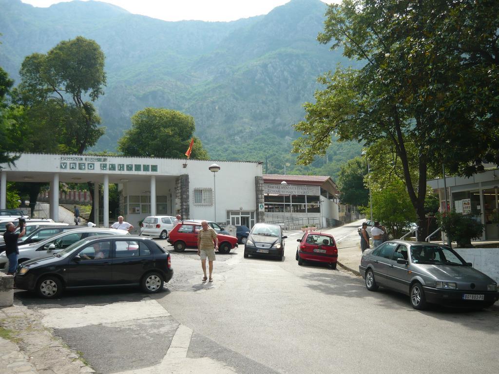 Rooms Banicevic Risan Εξωτερικό φωτογραφία