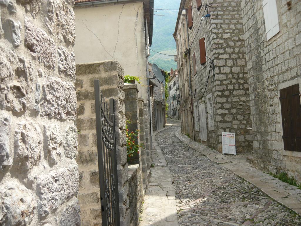 Rooms Banicevic Risan Εξωτερικό φωτογραφία