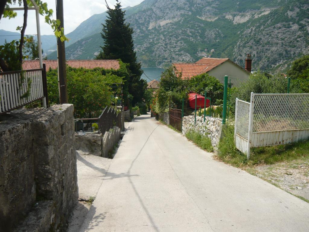 Rooms Banicevic Risan Εξωτερικό φωτογραφία