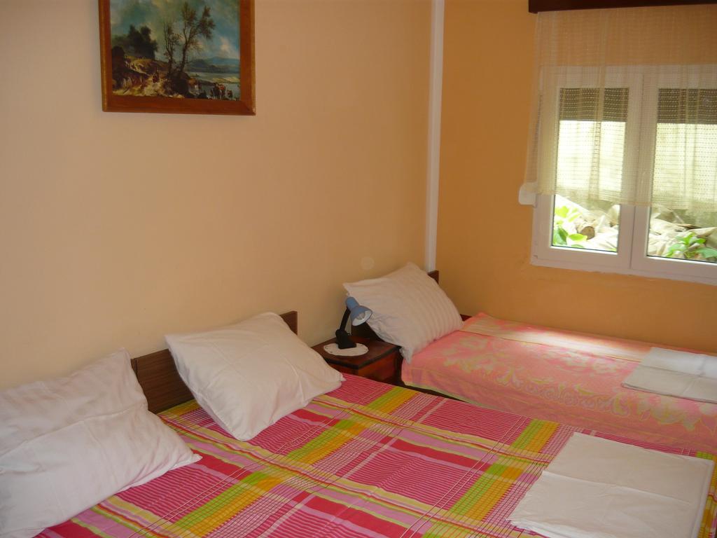 Rooms Banicevic Risan Δωμάτιο φωτογραφία