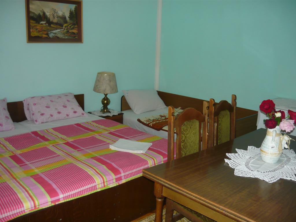 Rooms Banicevic Risan Δωμάτιο φωτογραφία