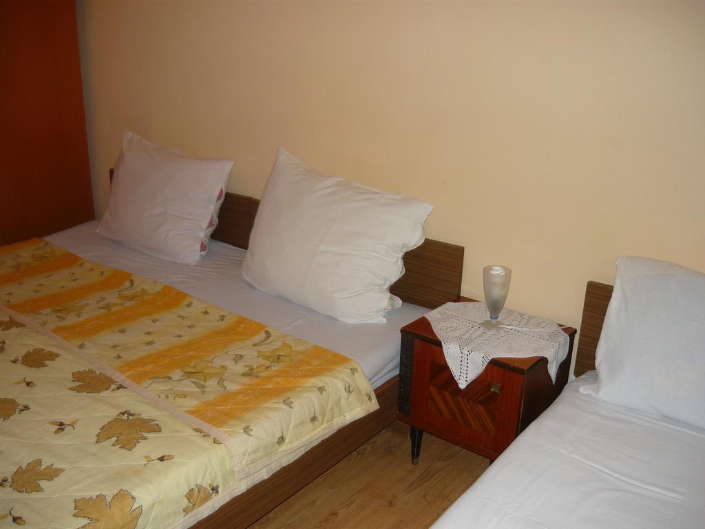 Rooms Banicevic Risan Δωμάτιο φωτογραφία