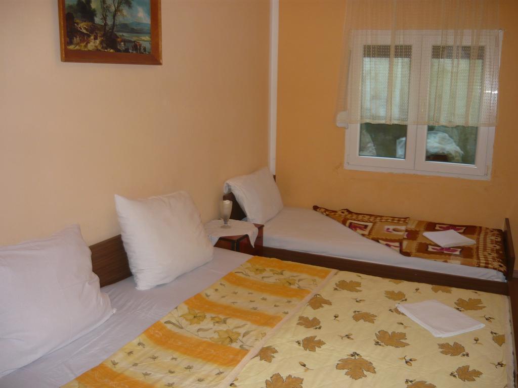Rooms Banicevic Risan Δωμάτιο φωτογραφία